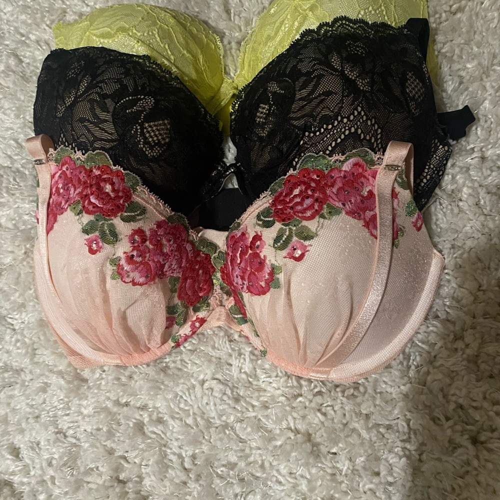 Victoria’s Secret padded designer bras